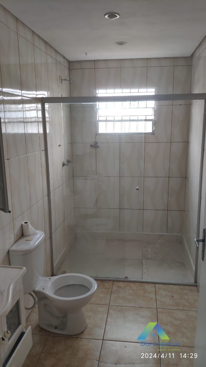 Casa para alugar com 2 quartos, 299m² - Foto 5