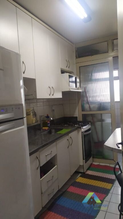 Apartamento à venda com 3 quartos, 62m² - Foto 2