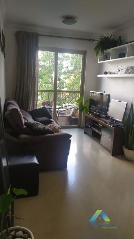 Apartamento à venda com 3 quartos, 62m² - Foto 1