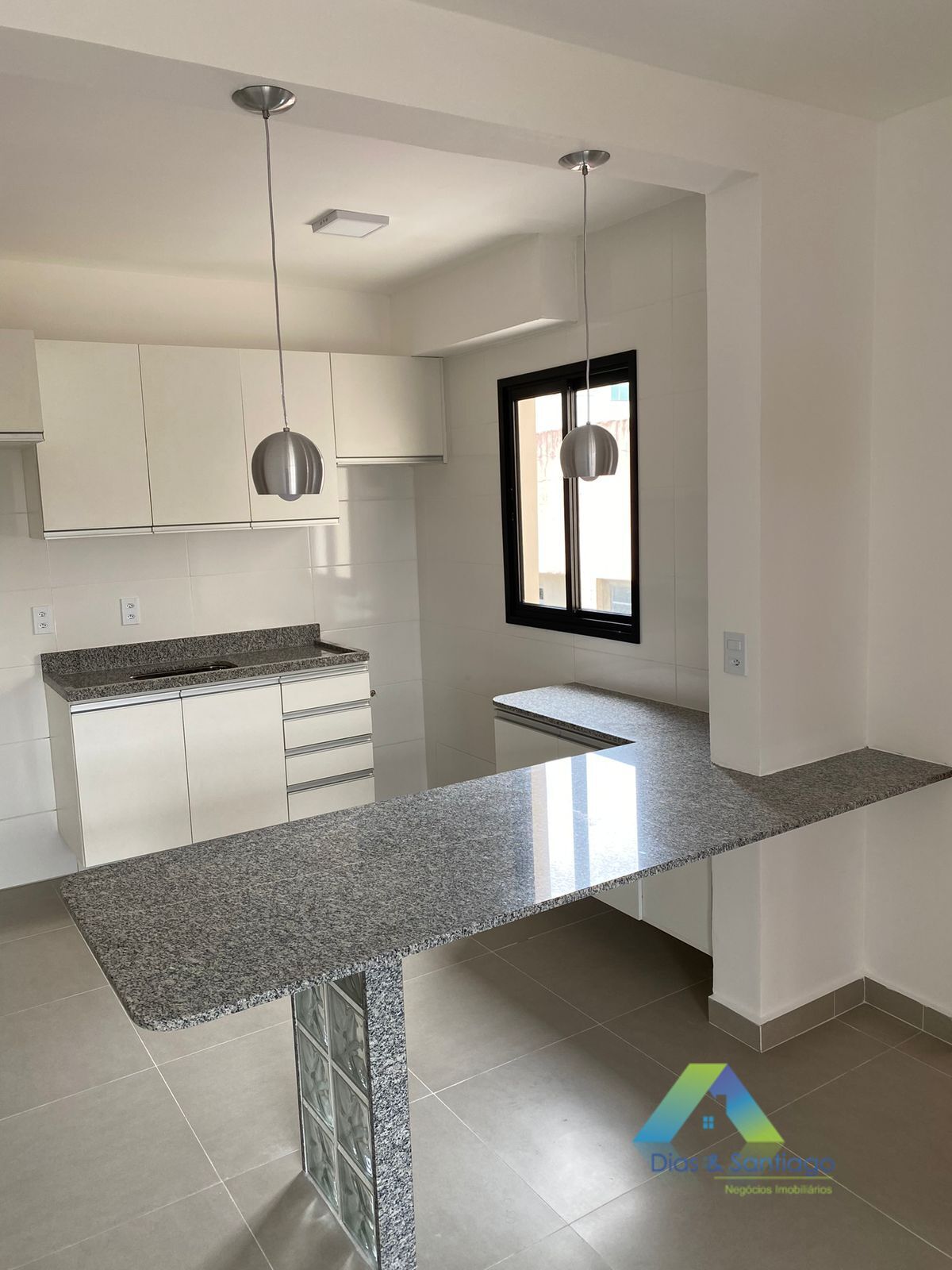 Apartamento à venda com 2 quartos, 43m² - Foto 3