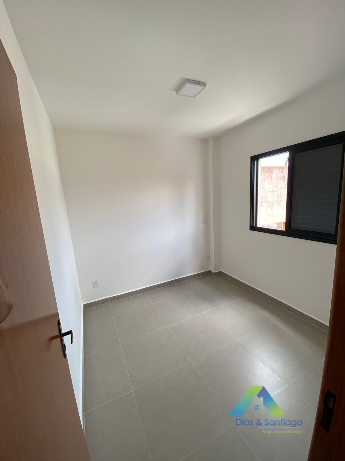 Apartamento à venda com 2 quartos, 43m² - Foto 11