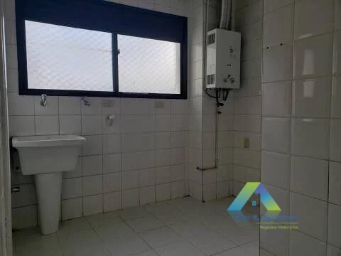 Apartamento à venda com 3 quartos, 109m² - Foto 13