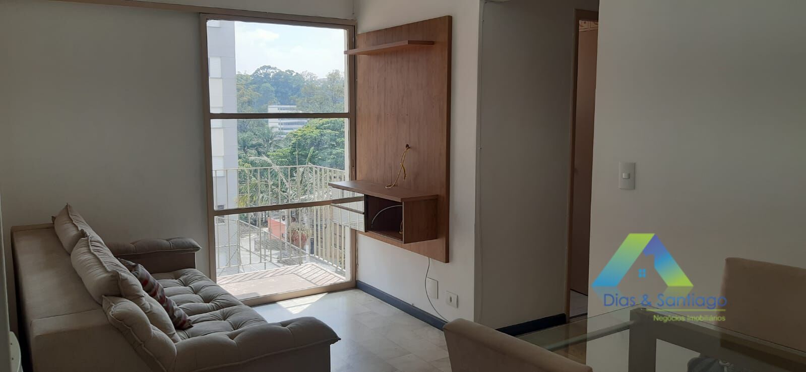 Apartamento à venda com 2 quartos, 60m² - Foto 1