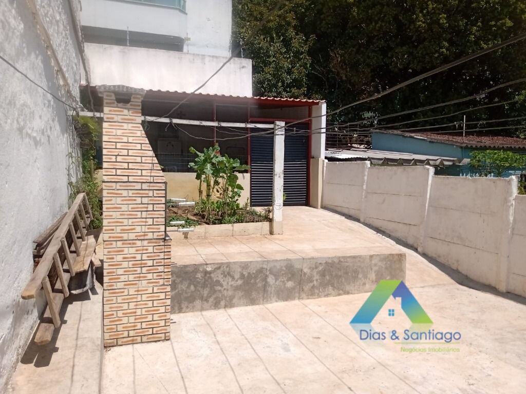 Sobrado à venda com 4 quartos, 250m² - Foto 2