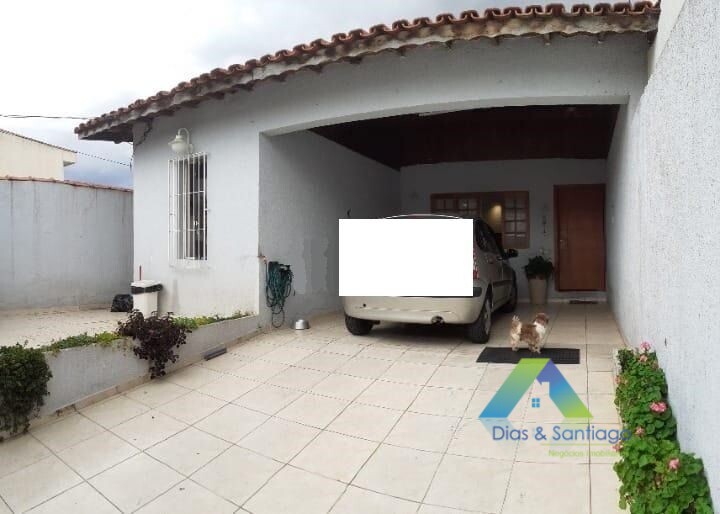 Casa à venda com 3 quartos, 148m² - Foto 1