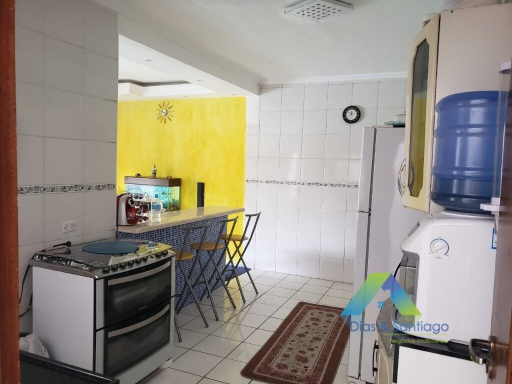 Casa à venda com 2 quartos, 200m² - Foto 3