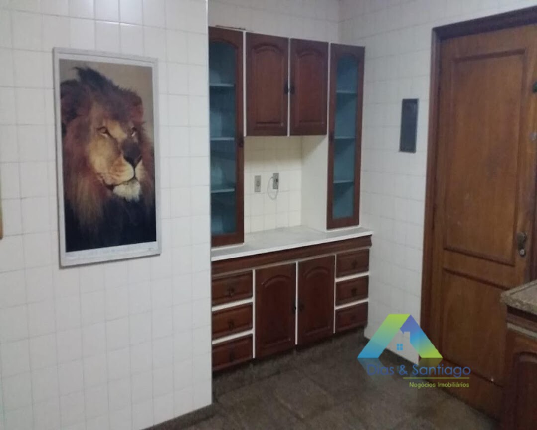 Sobrado à venda com 4 quartos, 365m² - Foto 10