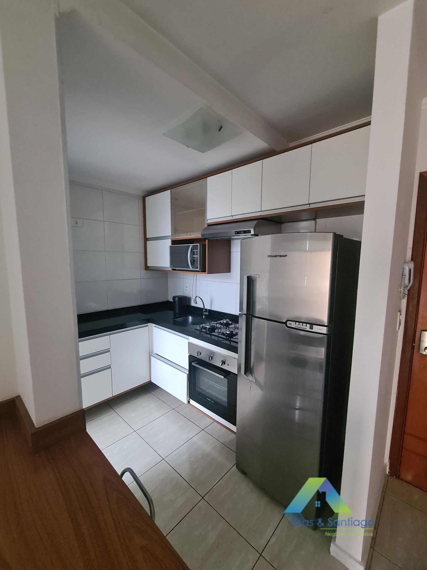 Apartamento à venda com 2 quartos, 54m² - Foto 3