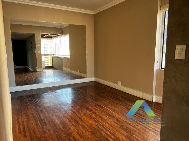 Apartamento à venda com 3 quartos, 180m² - Foto 11