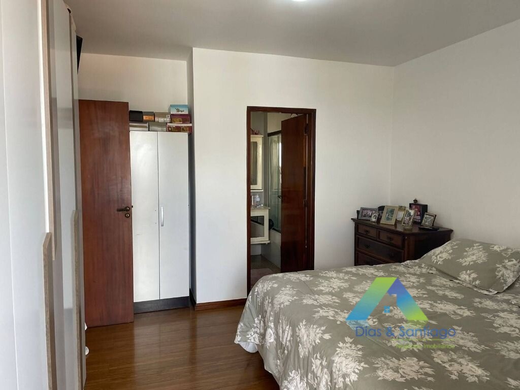 Apartamento à venda com 3 quartos, 127m² - Foto 12