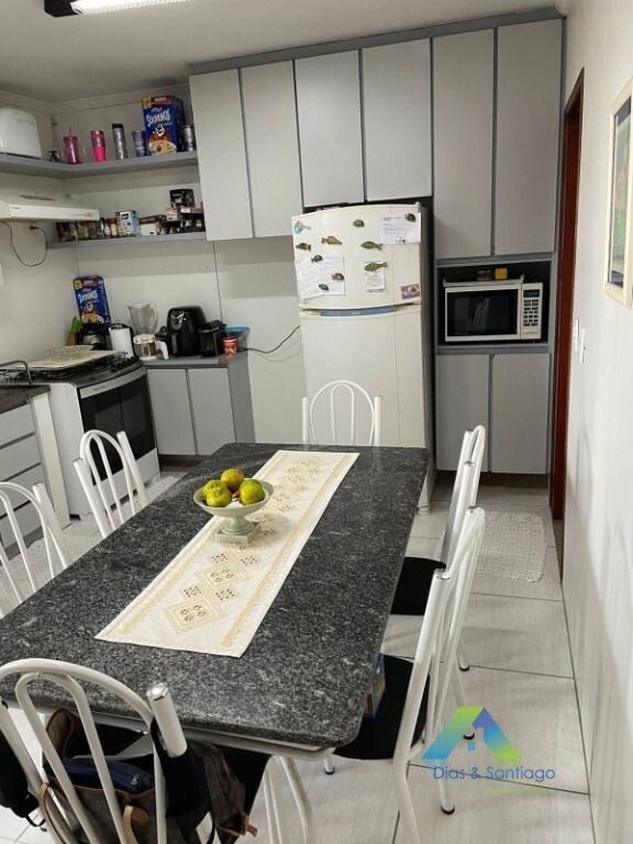 Apartamento à venda com 3 quartos, 127m² - Foto 3