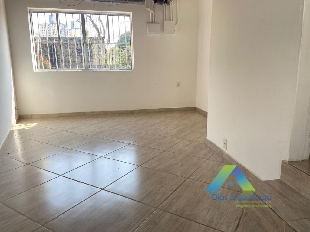 Sobrado à venda com 4 quartos, 200m² - Foto 13