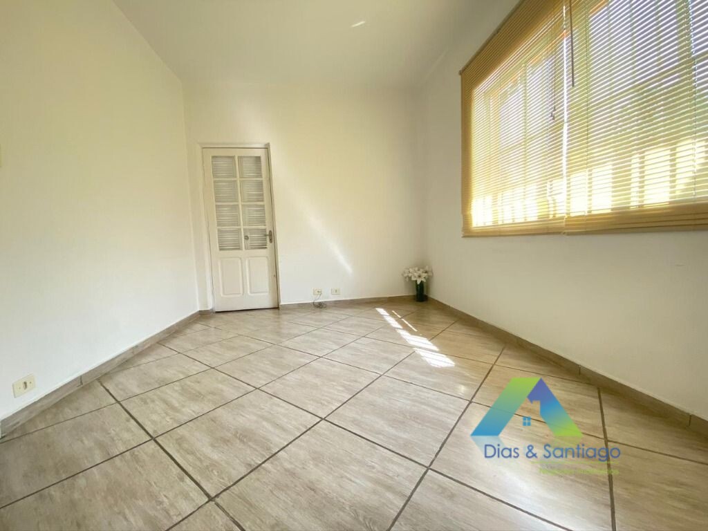 Sobrado à venda com 4 quartos, 200m² - Foto 8