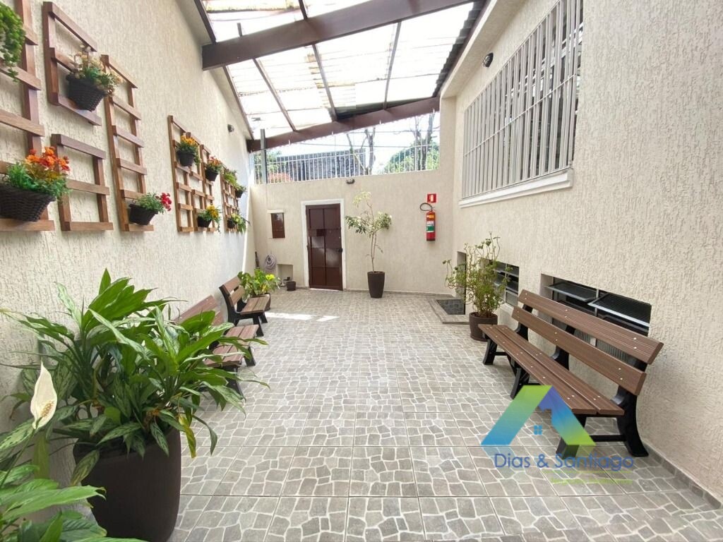 Sobrado à venda com 4 quartos, 200m² - Foto 6