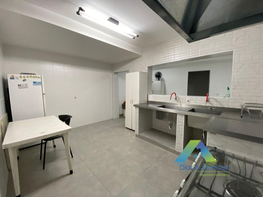 Sobrado à venda com 4 quartos, 200m² - Foto 15