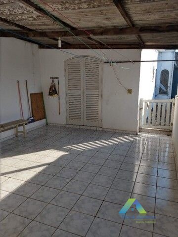 Sobrado, 4 quartos, 219 m² - Foto 2