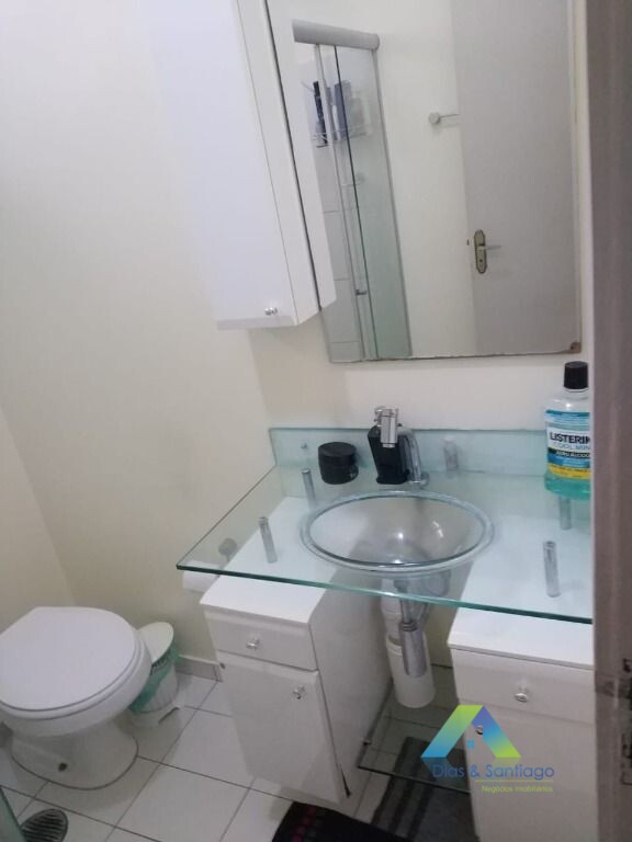 Sobrado à venda com 2 quartos, 210m² - Foto 14