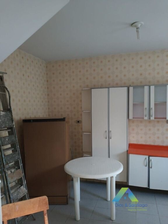 Sobrado à venda com 2 quartos, 210m² - Foto 16