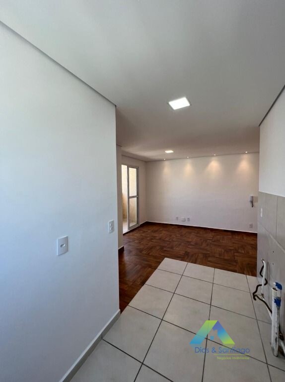 Apartamento à venda com 2 quartos, 47m² - Foto 4