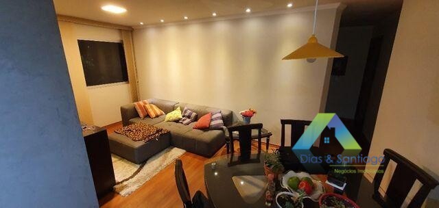 Apartamento à venda com 2 quartos, 62m² - Foto 1