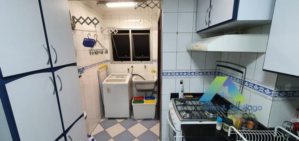 Apartamento à venda com 2 quartos, 62m² - Foto 12