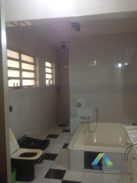 Sobrado à venda com 4 quartos, 230m² - Foto 17