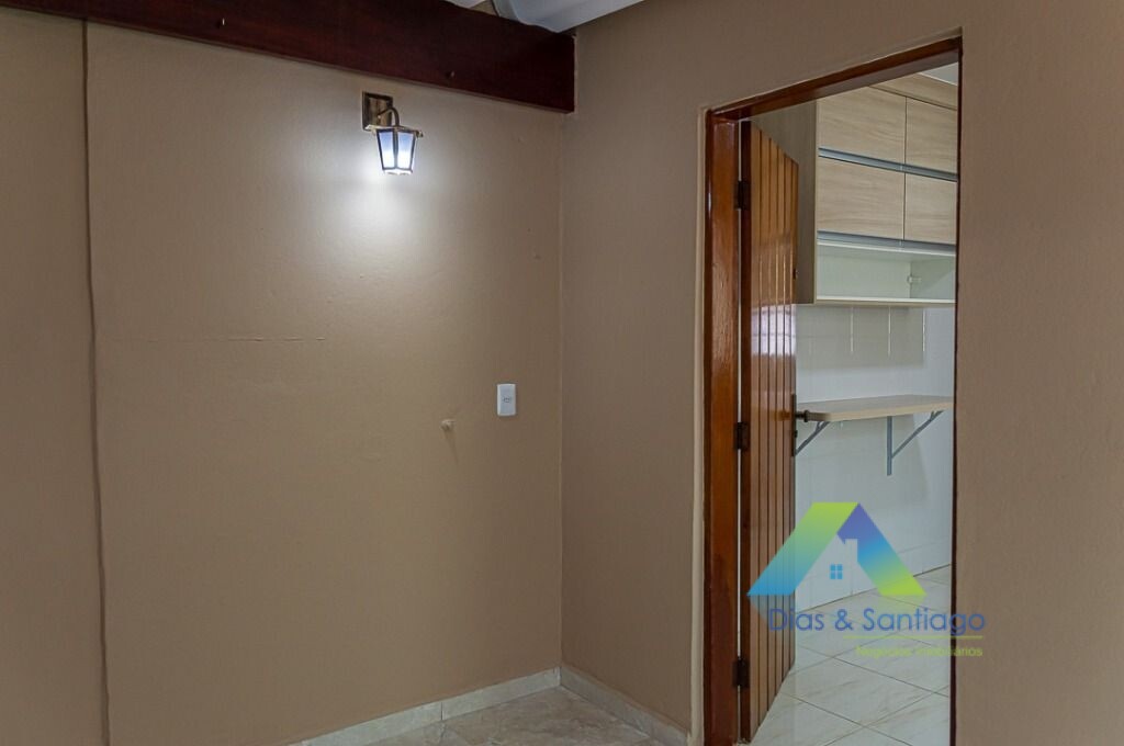 Sobrado à venda com 2 quartos, 120m² - Foto 18