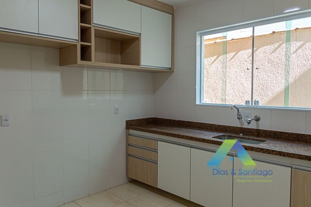 Sobrado à venda com 2 quartos, 120m² - Foto 15