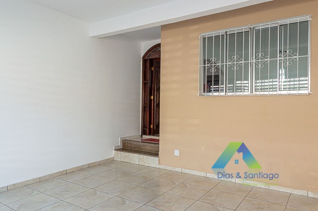 Sobrado à venda com 2 quartos, 120m² - Foto 1