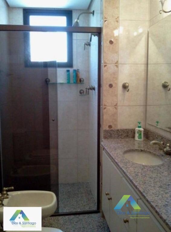 Apartamento à venda com 3 quartos, 116m² - Foto 19