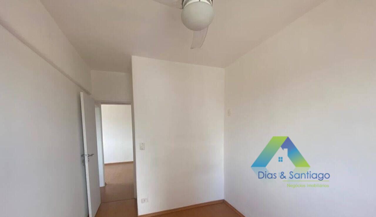 Apartamento à venda com 2 quartos, 62m² - Foto 17