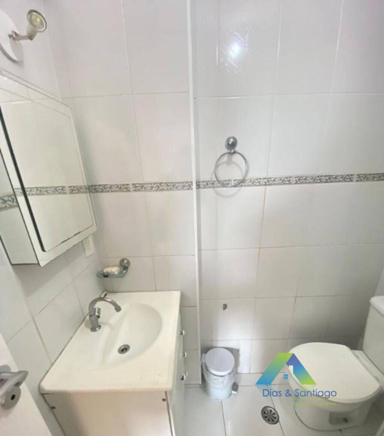 Apartamento à venda com 2 quartos, 62m² - Foto 7