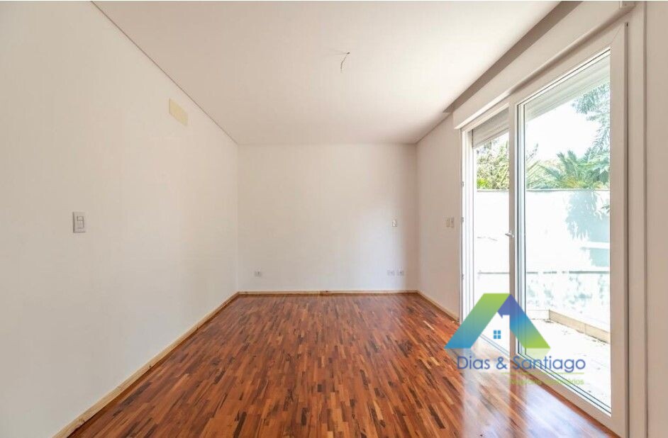 Casa à venda com 4 quartos, 750m² - Foto 18