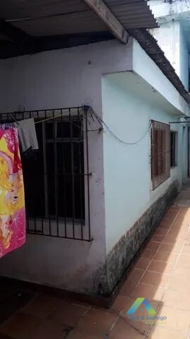 Casa à venda com 5 quartos, 200m² - Foto 7