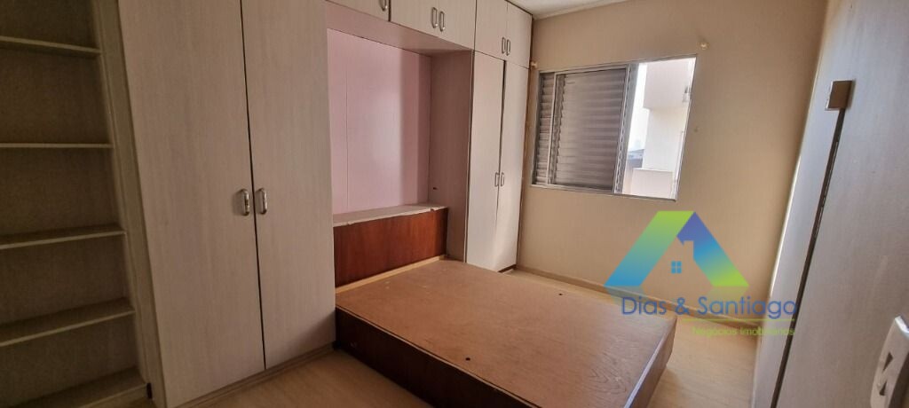 Apartamento à venda com 2 quartos, 70m² - Foto 6