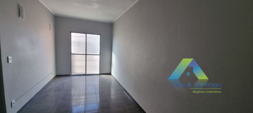 Apartamento à venda com 2 quartos, 70m² - Foto 4