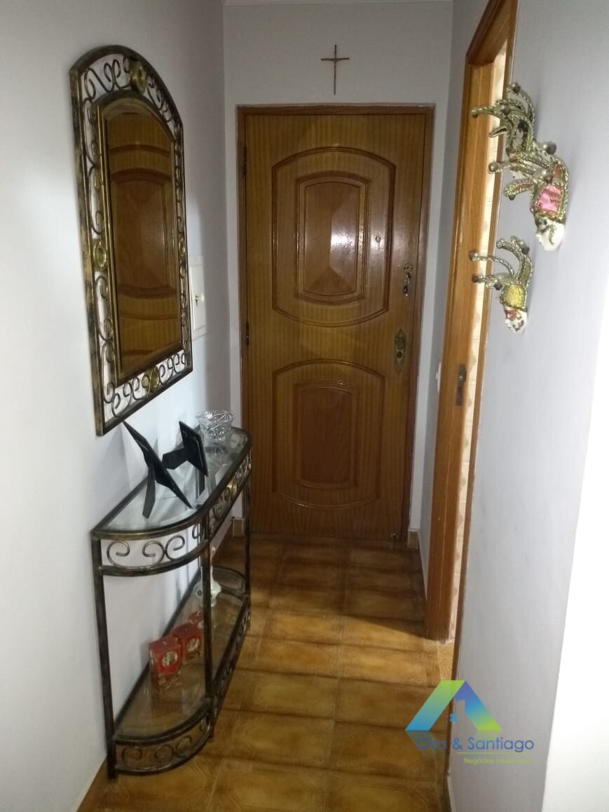 Apartamento à venda com 2 quartos, 60m² - Foto 11