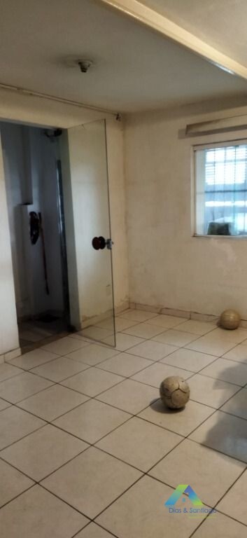 Sobrado à venda com 3 quartos, 190m² - Foto 9