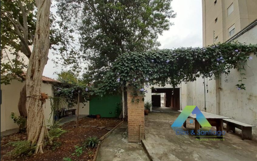 Casa à venda com 6 quartos, 500m² - Foto 4