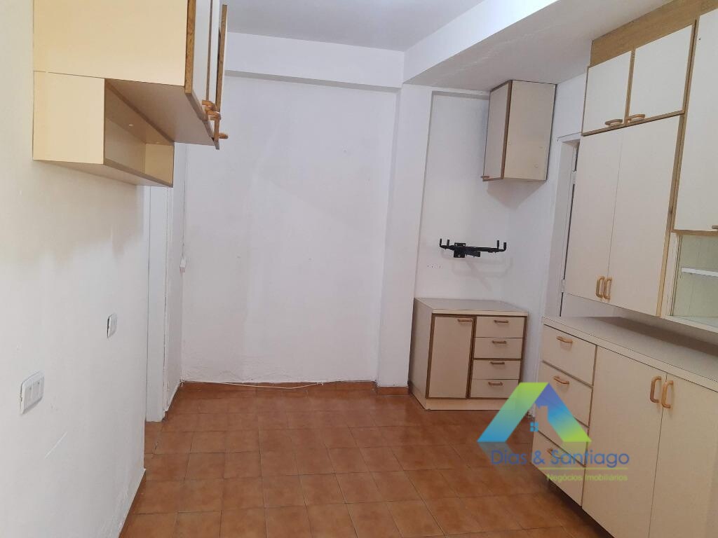 Casa à venda com 3 quartos, 300m² - Foto 11