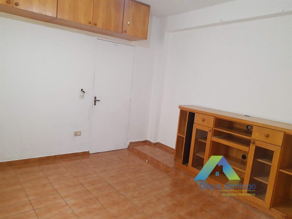 Casa à venda com 3 quartos, 300m² - Foto 7