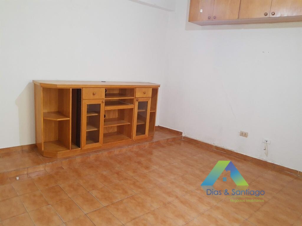 Casa à venda com 3 quartos, 300m² - Foto 8