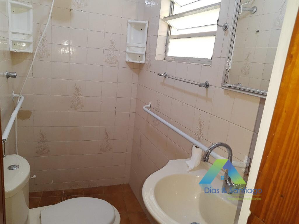 Casa à venda com 3 quartos, 300m² - Foto 18