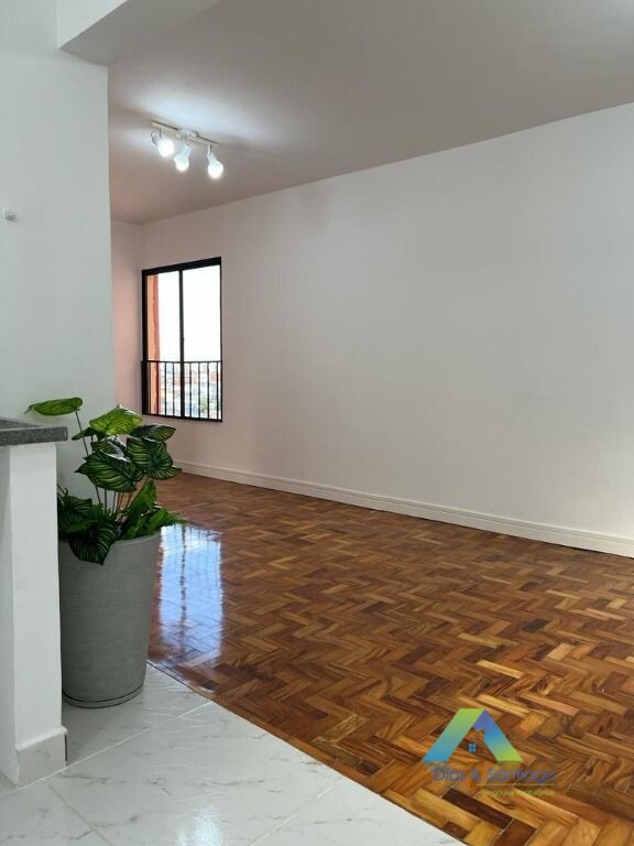 Apartamento à venda com 3 quartos, 60m² - Foto 6