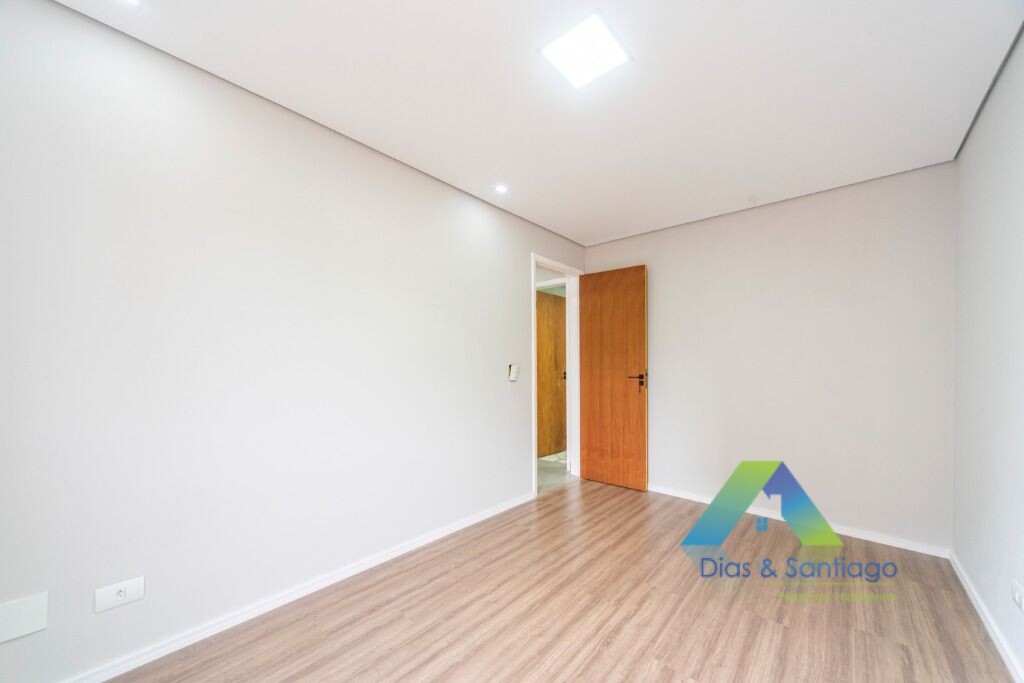 Apartamento à venda com 2 quartos, 60m² - Foto 15