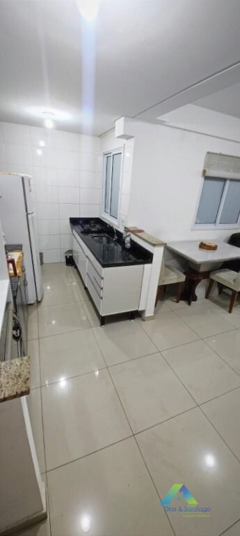 Apartamento à venda com 2 quartos, 110m² - Foto 4