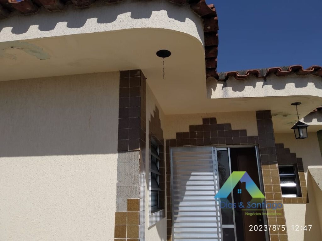 Sobrado à venda com 3 quartos, 200m² - Foto 4