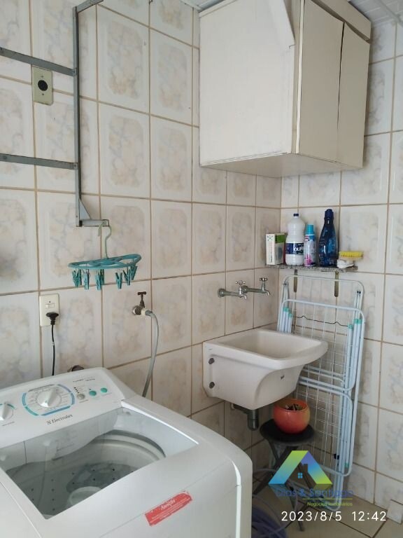 Sobrado à venda com 3 quartos, 200m² - Foto 42