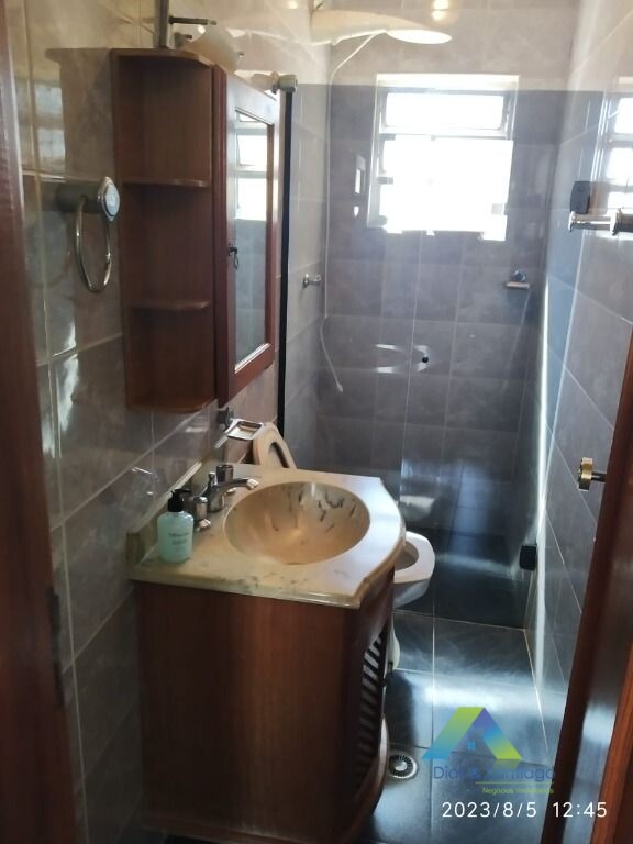 Sobrado à venda com 3 quartos, 200m² - Foto 26