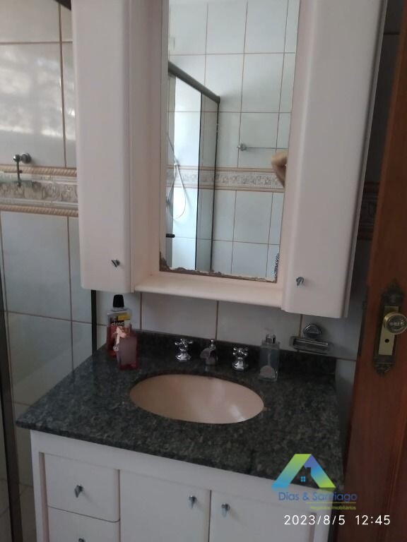 Sobrado à venda com 3 quartos, 200m² - Foto 19